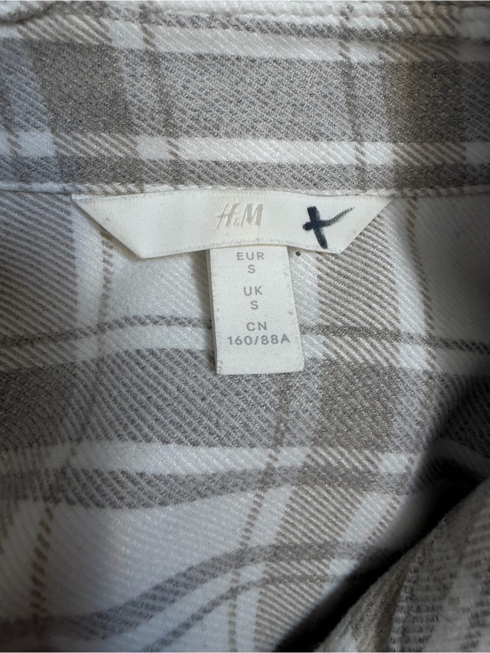 H&M Light Tan and White Plaid Button-Up Shirt Cardigan Sz S - Picture 4 of 4